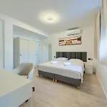 Highland - Unit 3 & 5 Apartment