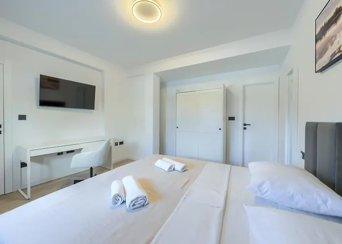 Apartment Highland - Unit 3 & 5 Split